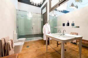 luxury suite Charm Palace Porto | wc black suite